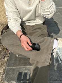 DAZY Men's Solid Military Green Cargo Jeans Pants For Autumn - Army Green - View 4