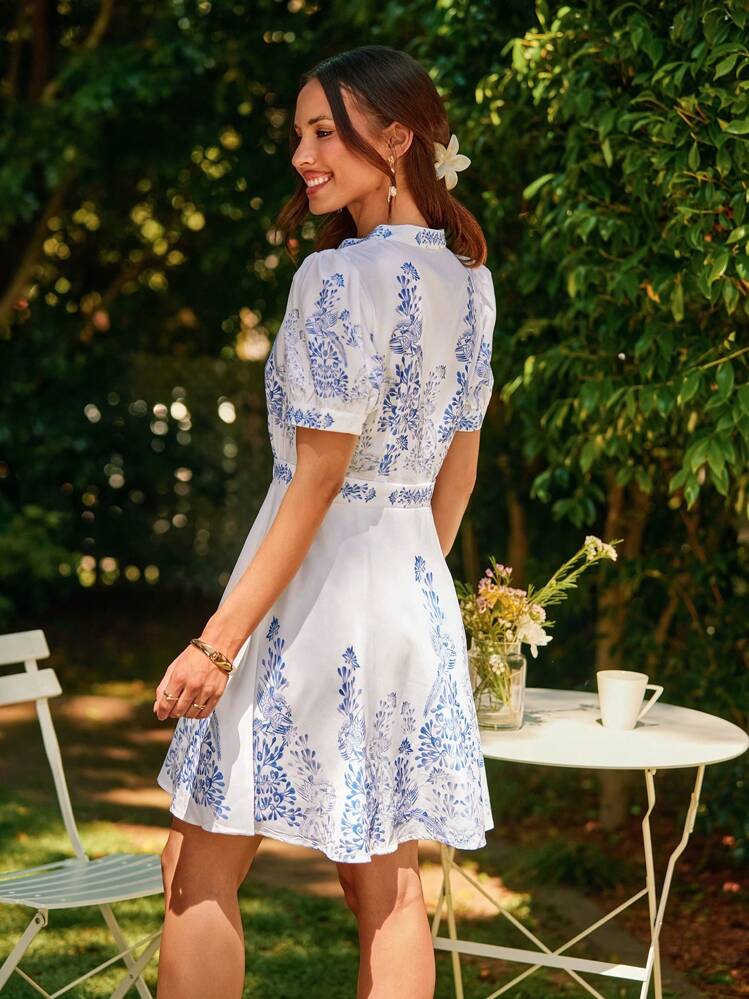 SHEIN VCAY Elegant Summer Woman Blue & White Floral Print Puff Sleeves Button Front Notched Neck Dress,For Summer Vacation ,Women Summer Clothing - Blue and White - View 2