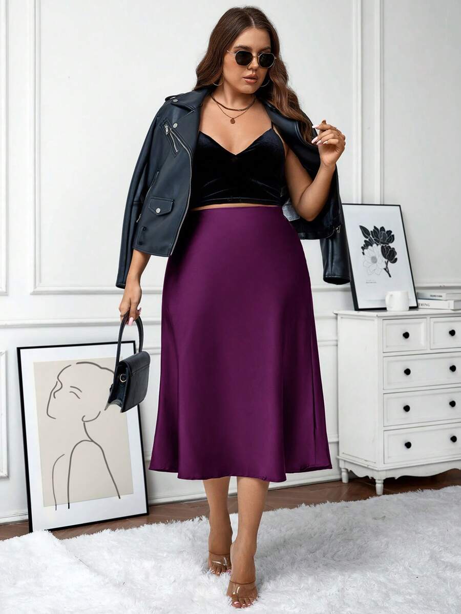 SHEIN LUNE Plus Size Women Solid Color Casual Wine Red Mini Skirt