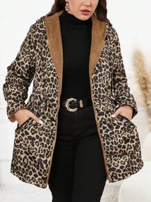 SHEIN Clasi Cazadora con capucha con cremallera y bolsillos, con estampado de leopardo, ropa de invierno de talla grande