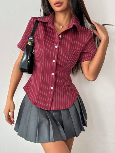 Flirla 女士条纹印花前扣短袖衬衫，夏季新年衣服女士衬衫，短袖上衣