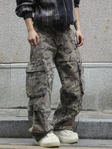 Manfinity EMRG Men's Multi-Pocket Camo Casual Denim Jeans, Everyday Wear