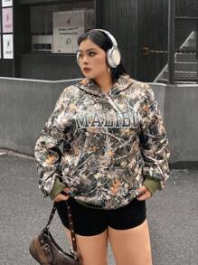 SHEIN EZwear Sudadera con capucha estampada de estilo vintage estadounidense de talla grande, primavera