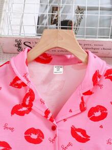 SHEIN Leap Crew 2 件 Tween 女童休闲卡通图案 Polo 领短袖纽扣衬衫搭配褶边短裤，宽松舒适睡衣套装 - 粉色 - 查看 4