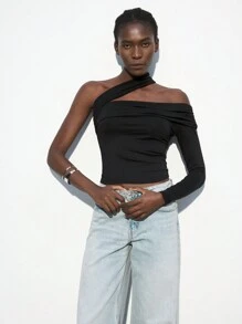 Maija 女式黑色不对称露背领口解构设计，百搭春夏服饰，现代都市风格，不对称设计，黑色修身版型，褶饰装饰设计，女式户外休闲上衣 - 黑色 - 查看 5