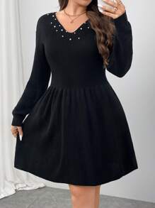 SHEIN Clasi Plus Size Women Pearl Beaded Notched Neck Lantern Sleeve Dress, For Winter