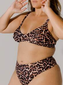 Aralina Plus Size Curve Bold Style Leopard Print Adjustable Straps Triangle Vacation Bikini Set With Swim Bag Summer