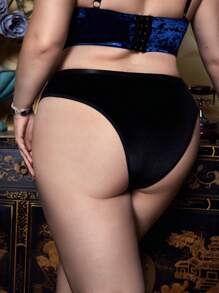 PinupGlam Plus Size Women's Retro Palace Style Lace Trim Bikini Panty