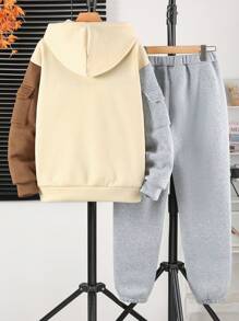 SHEIN 2 件套青少年男孩时尚拼色撞色连帽运动衫和抽绳运动裤，户外运动服，秋冬