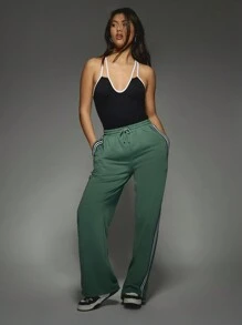 MISSGUIDED Wide Leg Athletic Track Pants Training Sweatpants Side Stripe Sports Bottoms Fall Winter Casual Joggers Gym Workout Loungewear - Green - View 4