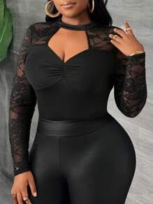 Slaydiva Plus Size Women Lace Patchwork Hollow Out Fitted Top