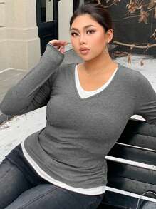 Dazy Petite Plus V-Neck Color Block Fitted Long Sleeve T-Shirt, Grey, Spring/Summer/Autumn