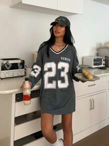 SHEIN EZwear 女士 V 领撞色字母条纹印花长袖 T 恤，灰色 - 灰色 - 查看 4