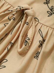 DAZY Line Drawing Floral Print Tie-Up Ruffled Lantern Sleeve Loose Nightgown Pajama - Yellow - View 9