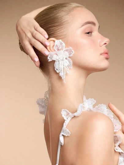 SHEIN 新作 クリスタル オーガンジー フラワー タッセル ブライダルイヤリング バレンタイン