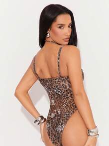 Hauture Front Cut Out Leopard Print Bodysuit