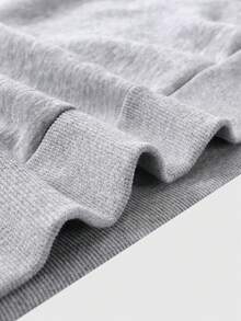 ROMWE Goth Sweatshirt Fleece Motif Tengkorak Natal Abu-abu Gelap Ukuran Besar - Light Grey - View 3