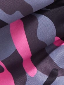 SHEIN Explorewe Tween Girls Cute & Cool Girl Portrait Printed Hoodie With Pink Camouflage Pants, Street Fashion