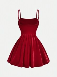 SHEIN Tween Girl Solid Color Ruffle Fashion Velvet Spaghetti Strap Dress
