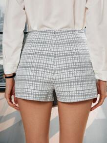 SHEIN Clasi White Jacquard Knit Metal Pearl Button Fitted Women Shorts Office Wear Women Work Clothes Women Business Casual