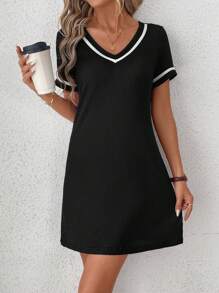 SHEIN LUNE Fashionable V-Neck Contrast Tape Black Knit Dress, Casual Summer Summer Dresses Vacation Outfits Woman Sun Dress Summer Outfits For Women - Black - View 4