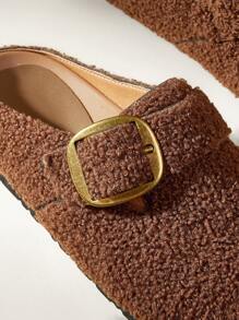 Solecia 女士纯色圆头休闲百搭时尚平底鞋，适合圣诞节和新年假期氛围秋冬季 - 卡其色 - 查看 3