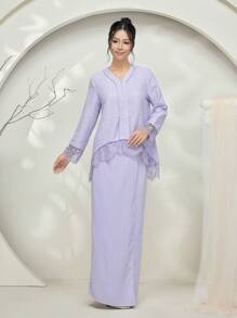 Veilorie Baju Kurung 纹理面料蕾丝拼布不对称下摆上衣和长款中裙 2 件套女士适中