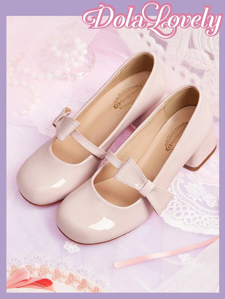Dola Lovely 圆头低鞋面蝴蝶结粗跟高跟鞋，时尚女士高跟鞋