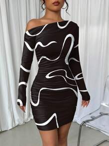 Selianne 不对称褶饰涂鸦印花长袖连衣裙