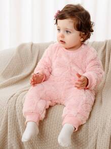 SHEIN Newborn Baby Girl 2pcs/Set Pink Heart Fuzzy Texture Fabric Long Sleeve Top And Long Pants Winter Outfit - Pink - View 3