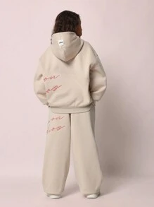 SUMWON 时尚字母 Logo 连帽卫衣运动裤套装，可搭配穿着，宽松舒适，适合秋冬季日常穿着，街头风刺绣字母，适合青少年女孩度假穿着 - 杏色 - 查看 2