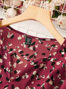 SHEIN CURVE+ Plus-size dames V-hals lange mouwen allover print minimalistische blouse, casual dagelijkse kleding