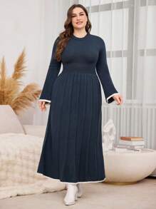 Modelyn Plus Size Solid Color Patchwork Round Neck Long Sleeve Casual Long Dress - Navy Blue - View 4