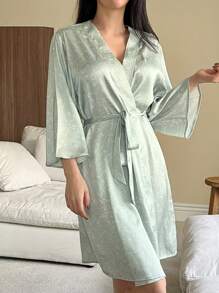 DAZY Graphic Print Robe With V-Neck And Tie Belt Pajama - Green - View 3