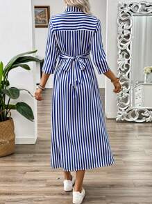 Pariaura 蓝白条纹法式扭纹前缩装饰中长袖女式夏季长裙配扣长款女装 - 藍色 - 查看 2