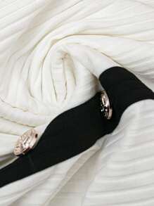 Chiquease Ensemble élégant et de 2 pièces, pull tricoté et jupe. Costume tricoté noir et blanc de haute qualité décontracté pour l'automne