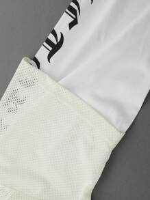 Manfinity Campus Court 男士运动学院 INS 篮球球衣网眼面料超大 23 号印花长袖纽扣领二合一米色网球 Polo 衫、平纹针织衬衫、纽扣式网球 Polo 衫、23 号衬衫、号码衬衫、衬衫 Y2k，适合秋季 - 彩色 - 查看 3