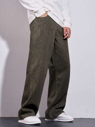 Manfinity Hypemode Pantalones vaqueros de pierna ancha con bolsillo y estampado de piel de serpiente en corte holgado para hombre