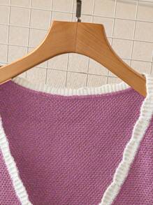 SHEIN Unity Rompi Sweater Kasual Wanita Ukuran Besar dengan Kerah V dan Kancing Depan untuk Musim Gugur/Dingin - Berwarna merah muda - View 3