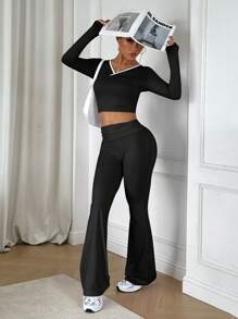 Easithlete Women's Figure-Hugging Running Stretchy Contrast Color High Fashion Sexy Casual Chic Long Sleeve Tops, Base Layer For Outdoor, Fitness, Yoga, 2pcs Set Includes High Waist Flared Trousers' Flared Leggings Setblack Two Pieces Setblack Two Pieces Outfitblack Two Piecesblack 2 Pieces Set