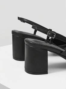 MOTF PREMIUM 女士简约纯色尖头搭扣露跟粗跟高跟鞋，适合通勤、新年假期、情人节、春季、春假、复活节、圣诞节等场合穿着。 - 黑色 - 查看 8