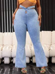 SHEIN SXY Große Größen Jeans mit Lochdesign, minimalistisches Design, Lässig Alltags Tragen - Blau - Übersicht 3