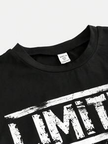 SHEIN Leap Crew Bộ 2 áo thun tay ngắn in họa tiết đồ họa rộng rãi cho bé gái tuổi mới lớn và chân váy xếp ly - Nhiều màu - Xem 3