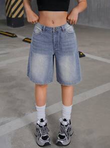 SHEIN 千禧年复古水洗男友风宽松休闲牛仔阔腿及膝短裤，少女秋季返校街头风 - 淺色水洗藍 - 查看 5
