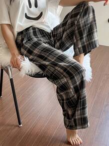 DAZY Women's Elastic Waist Plaid Casual Loose Fit Loungewear Cozy Pants, For Pajama, Fall & Winter - Grey - View 5