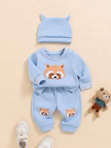 SHEIN Playful Pals Ten ubranko dla noworodka-chłopca z kreskówkowym wzorem szopa składa się z bluzki i spodni, zaprojektowane z uroczym wzorem szopa, wykonane z wysokiej jakości materiałów i o przemyślanym wzornictwie, aby zapewnić wygodę i modę, odpowiednie do noszenia na co dzień lub na specjalne okazje. - Jasnoniebieski - Zobacz 1