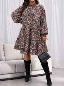 SHEIN LUNE Plus Size Women Ditsy Floral Tie Neck Lantern Sleeve Loose Babydoll Dress, Vacation Style Floral Skirt Dresses For Women Thanksgiving Outfit Women New Years Women Outfit Winter Dresses Winter Clothes Women Rave Outfits