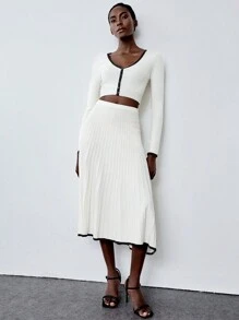 SHEIN Unity 时尚拼色针织长袖毛衣和高腰修身短裙 2 件套女士套装 - 杏色 - 查看 1