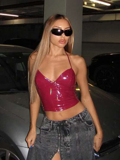 EgrlEra Top halter de cuero sintético sexy con hebilla metálica para mujer, ideal para fiestas navideñas y de Año Nuevo