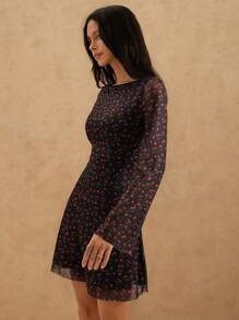 Forever 21 Đầm mini thường ngày cổ tròn tay dài in họa tiết toàn thân cho nữ - màu đen - Xem 2